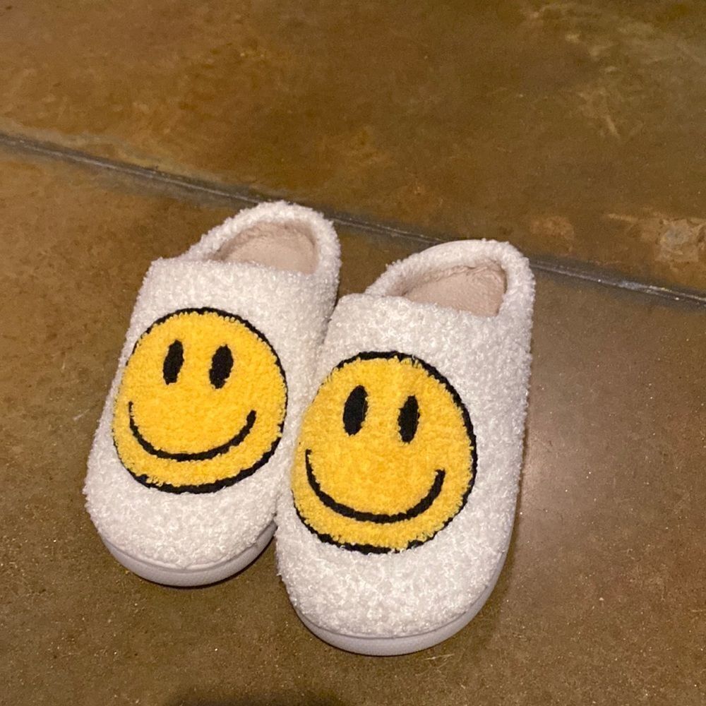 Smiley Face Slip on Slippers
